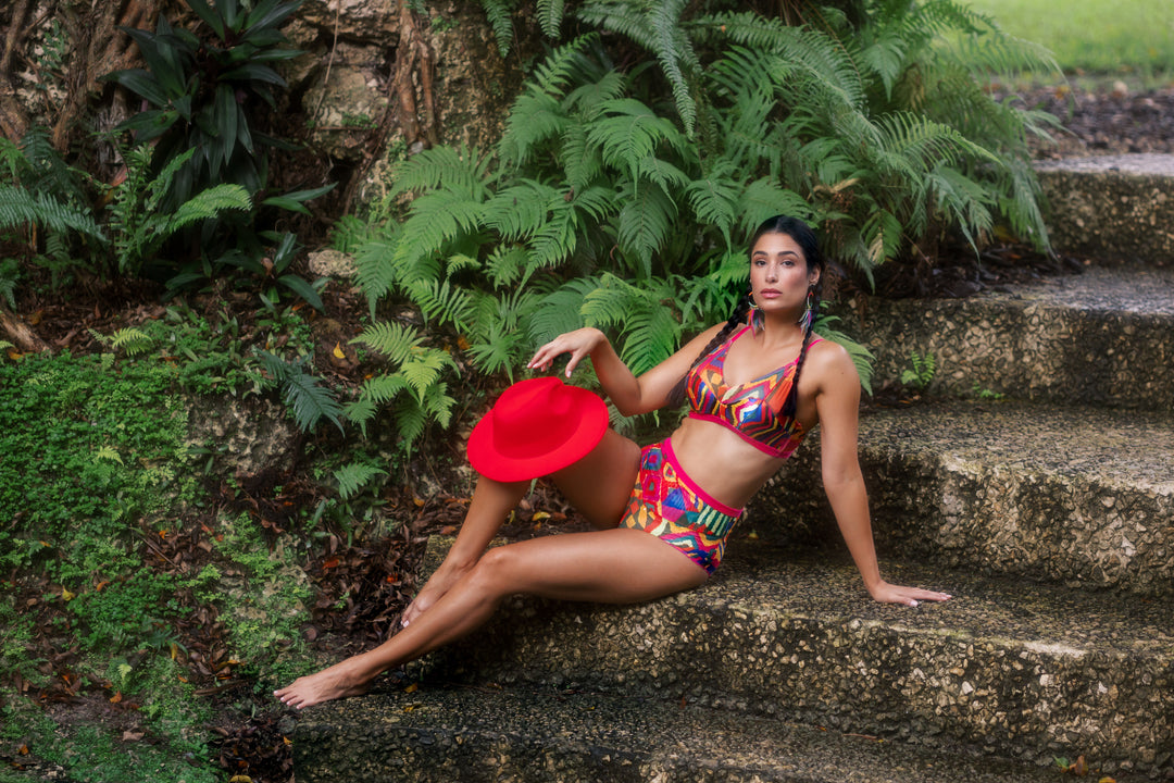 Cuzco Print Highwaisted Hot Pants